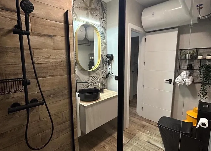 At Gongora 11 Con Parking *