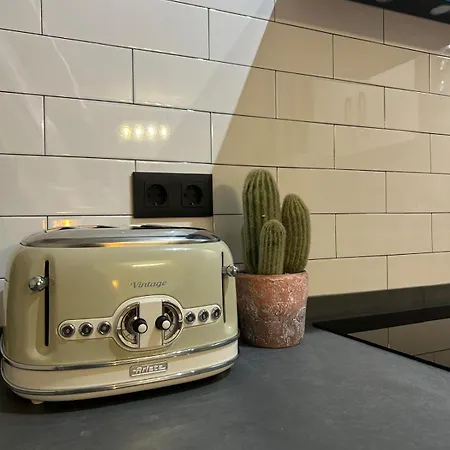 At Gongora 11 Con Parking *