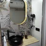 At Gongora 11 Con Parking Διαμέρισμα *